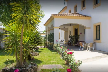 centro-residencial-la-campana-fachada