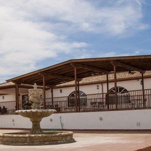 centro-residencial-el-pilar-fachada