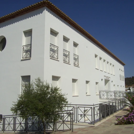 centro-residencial-vicente-ferrer-fachada