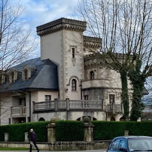 Residencia Torrezuri