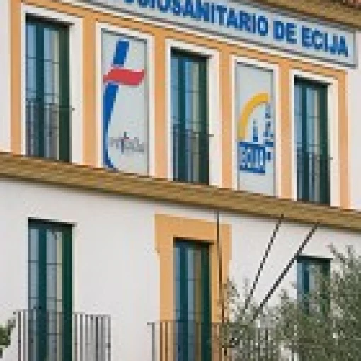 centro-residencial-centro-sociosanitario-de-ecija-fachada
