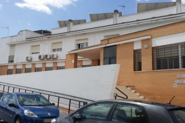 centro-residencial-cardenal-bueno-monreal-fachada