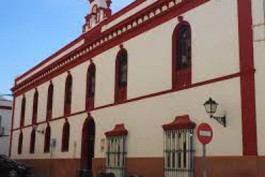 centro-residencial-la-caridad-fachada