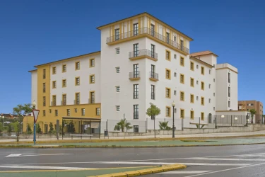 centro-residencial-vitalia-mairena-fachada