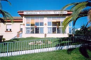 centro-residencial-para-mayores-los-naranjos-fachada