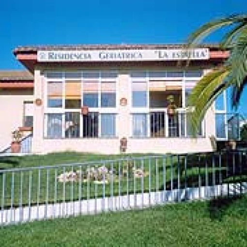centro-residencial-para-mayores-los-naranjos-fachada
