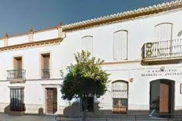 centro-residencial-san-inocencio-fachada