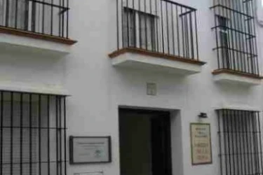 centro-residencial-virgen-de-la-oliva-fachada