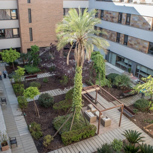 centro-residencial-domusvi-santa-just-fachada