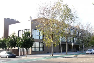 centro-residencial-fundomar-bermejales-fachada