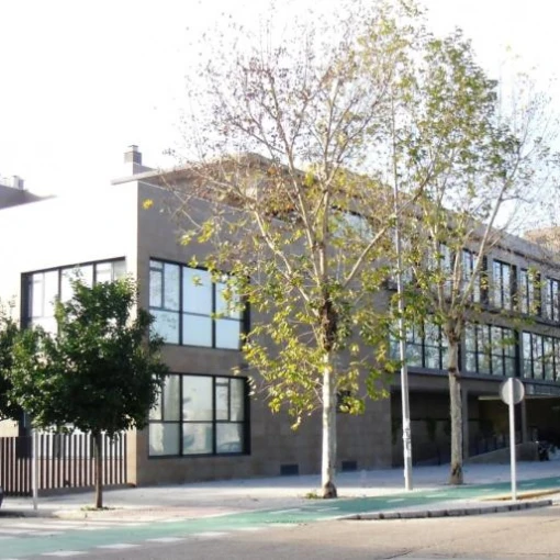 centro-residencial-fundomar-bermejales-fachada