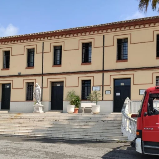 centro-residencial-villamina-fachada