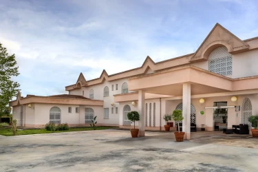 centro-residencia-para-mayores-domisvi-monte-jara-alosno-huelva