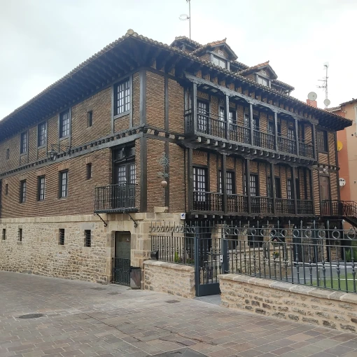 Residencia-de-mayores-palacio-de-la-burulleria-vitoria-alava