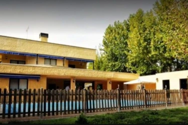 VIVIENDA COMUNITARIA 3 EDAD STA. MARIA DE LA CABEZA.