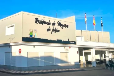 Residencia Municipal de Mayores Mensajeros de la Paz lobon