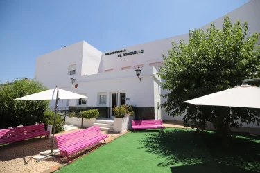 Residencia de Mayores El Ronquillo