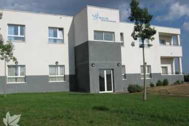 Residencia P.M.D. Savia Manises