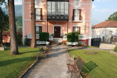 Residencia de ancianos La Encina