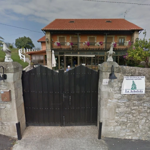 Residencia de ancianos La Arboleda